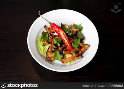 Salad from roasted eggplants