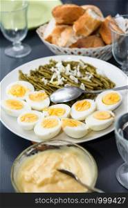 salad of hard boiled eggs and green beans