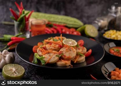 salad Vietnamese Pork Sausage with Chilli, Lemon, Garlic, Tomato