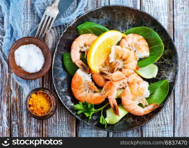 salad with boiled shrimps and aroma spice, stock photo