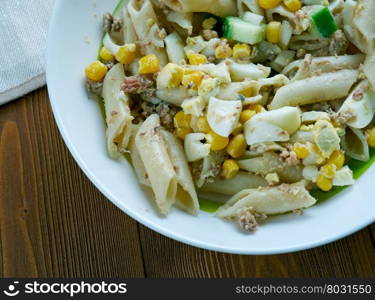 Salad with pasta, sardines and vegetables