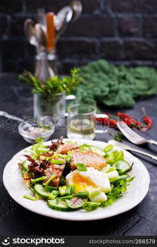 salad with tuna and boiled egg on plate