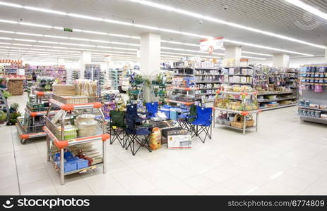 salesroom supermarket N1 in Chisinau 06,04,2011