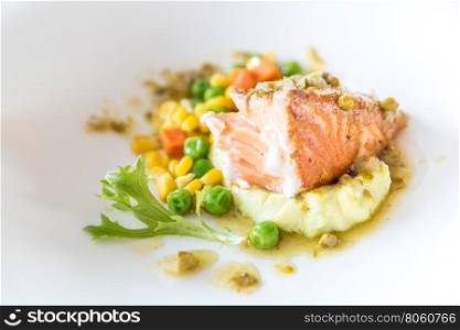 Salmon grilled with Mashed potato and vegetable