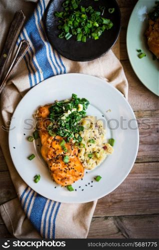 salmon with mashed potatoes