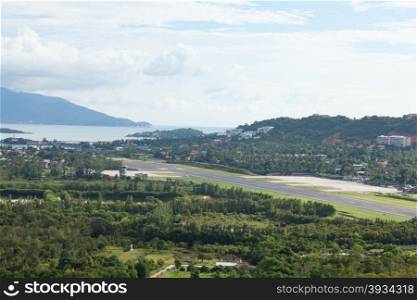 Samui Airport is a mountain tree near the airport on the island for convenient travel.