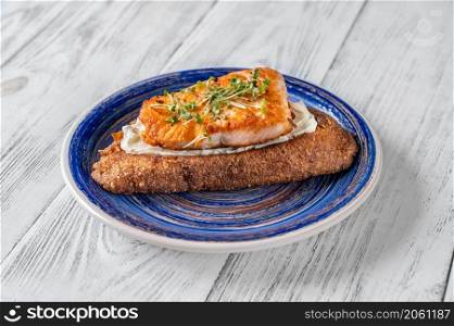 Sandwich with cream cheese and salmon: top view