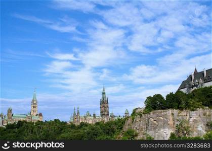 Scenic view of Ottawa&acute;s Parliement Buildings.