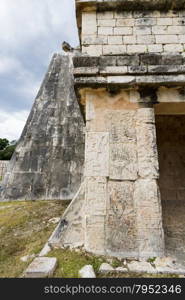 Scenic views of Chichen Itza Maya ruins on Yukatan Peninsula, Mexico.