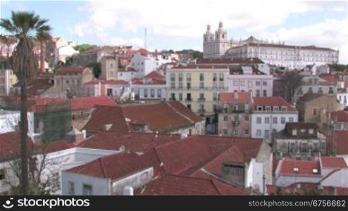 Schwenk nber Lissabon, von der Kirche Santa Luzia zum Tejo