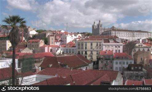 Schwenk nber Lissabon von der Kirche Sao Vicente de Fora bis zum Hafen