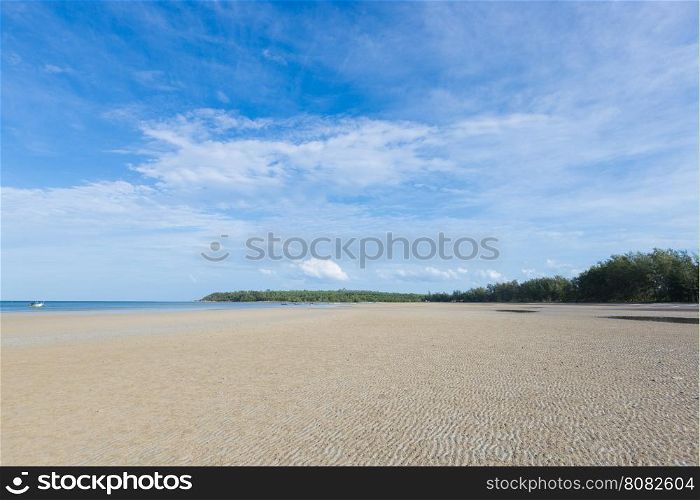 Sea and sand beach. Clear skies and crystal clear waters. Sea Thailand