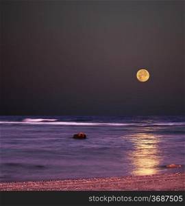 sea at moonlight