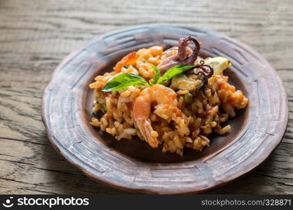 Seafood paella