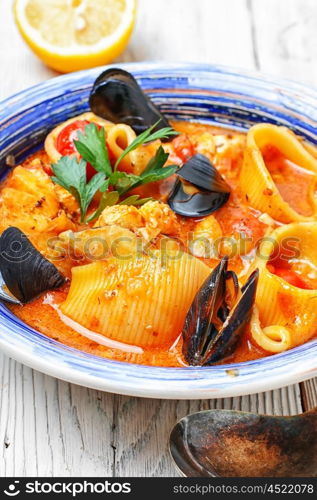 seafood sauce and mussels