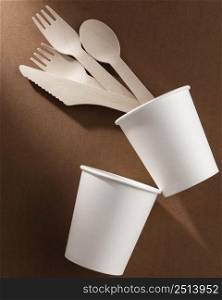 set bio cardboard cutlery cups