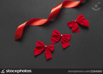 set bows red ribbon