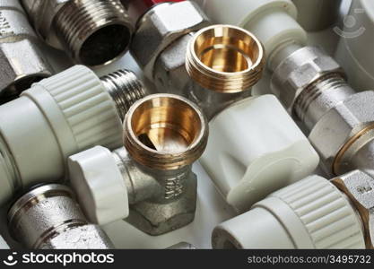 Set plumbing fittings