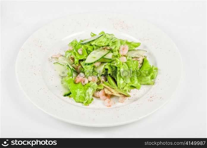 shrimp salad with cucumber and avocado
