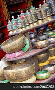 Singing Bowls, Souvenirs Shop, Boudhanath Stupa, UNESCO World Heritage Siite, Kathmandu, Nepal, Asia