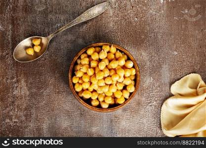 Single serving of chickpeas in bowl