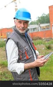 Site manager using electronic tablet