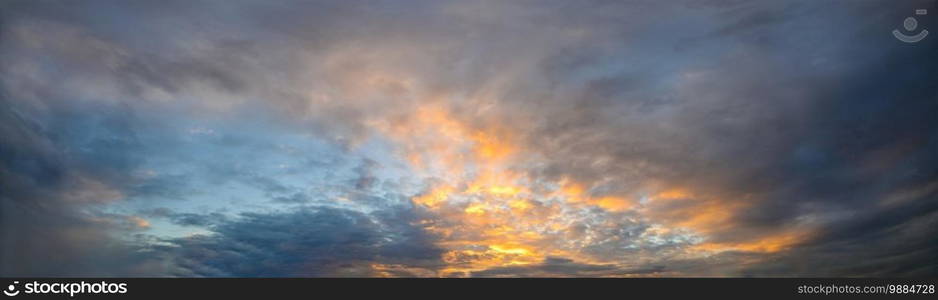 Sky and clouds In the evening