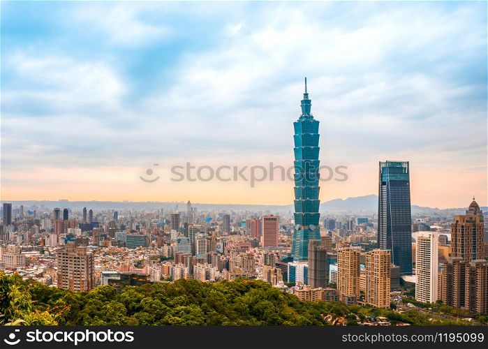 Skyline of Taipei cityscape Taipei 101 building of Taipei financial city ,Taiwan