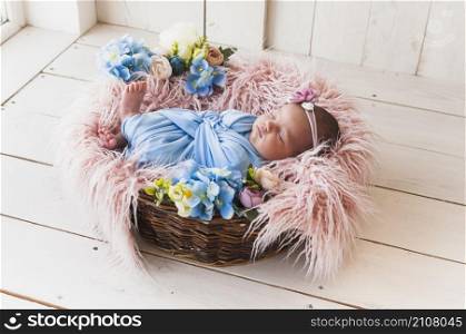 small baby sleeping basket