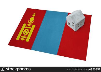 Small house on a flag - Living or migrating to Mongolia