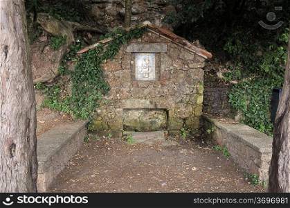 small pavilion monument you can visit in Montserrat