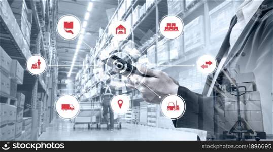 Smart warehouse management system with innovative internet of things technology to identify package picking and delivery . Future concept of supply chain and logistic network business .. Smart warehouse management system with innovative internet of things technology
