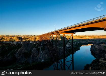 Snake River and Perrine Bridge near Twin Falls, Idaho, USA