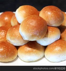 soft roll bread on buffet line