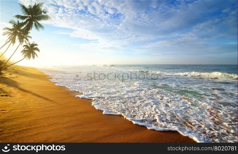Soft waves of the Indian ocean in Sri Lanka