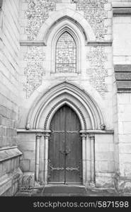 southwark cathedral in london england old construction and religion