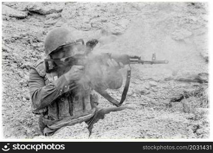 Soviet paratrooper in Afghanistan during the Soviet Afghan War. Soviet paratrooper in Afghanistan