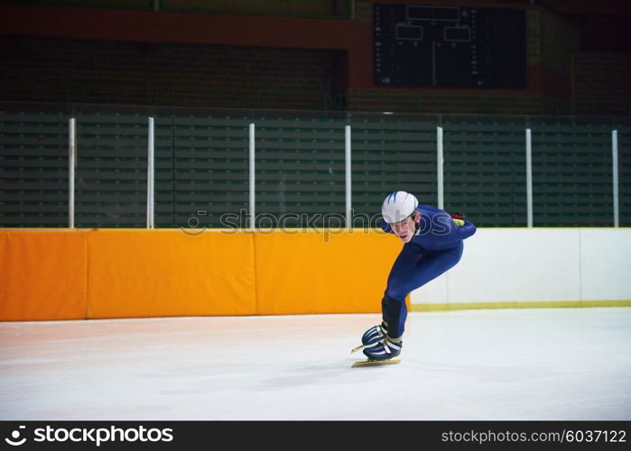 speed skating sport with young athletes