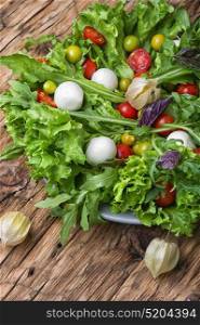 Spicy spring vegetable salad