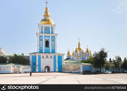 St. Michael&rsquo;s Golden-Domed Monastery with cathedral and bell tower seen in front of St. Michael&rsquo;s Square in Kiev, Ukraine