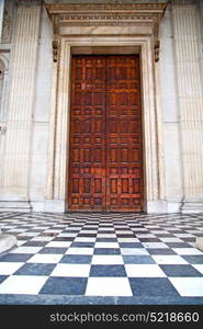 st paul cathedral in london england old construction and religion