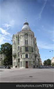 St. Petersburg, Russia, August 2, 2015 The building with a rotunda classic architecture of St. Petersburg. building with a rotunda