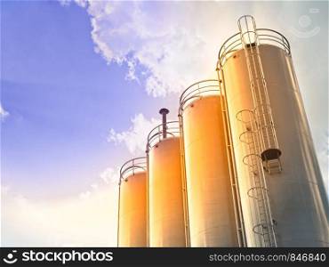 Stainless steelsilos for chemical industry.