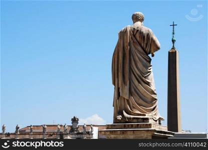 Statue in St. Peter&acute;s Square, Vatican City, Rome, Italy