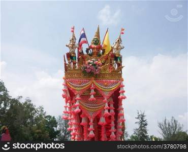 "Statue in the novels of Thailand "Bun Bang Fai Festival""