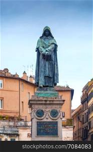 Statue of the italian heretic Giordano Bruno