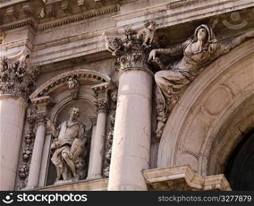 Statues on exterior in Venice