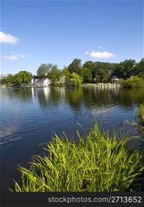 Stavanger has several beautiful lakes, which are popular recreation areas. Breiavatnet is located in the heart of Stavanger, while Mosvatnet and Stokkavatnet are situated right outside.