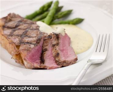 Steak Bearnaise with Asparagus Spears