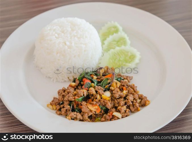 steamed Rice topped with stir fried minced pork ,chili and basil